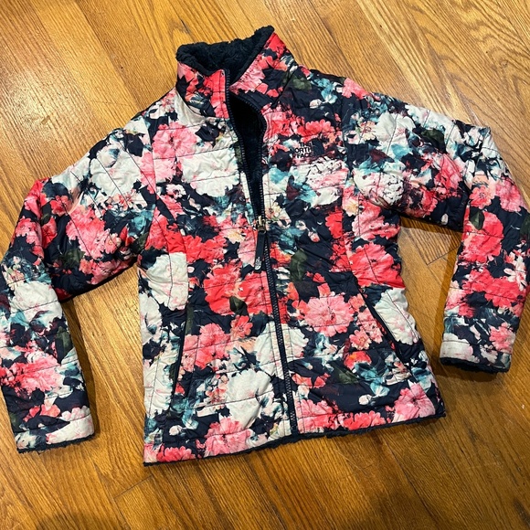 The North Face Girls' Reversible Mossbud Swirl Jacket Teal Size 7/8 - Picture 8 of 9